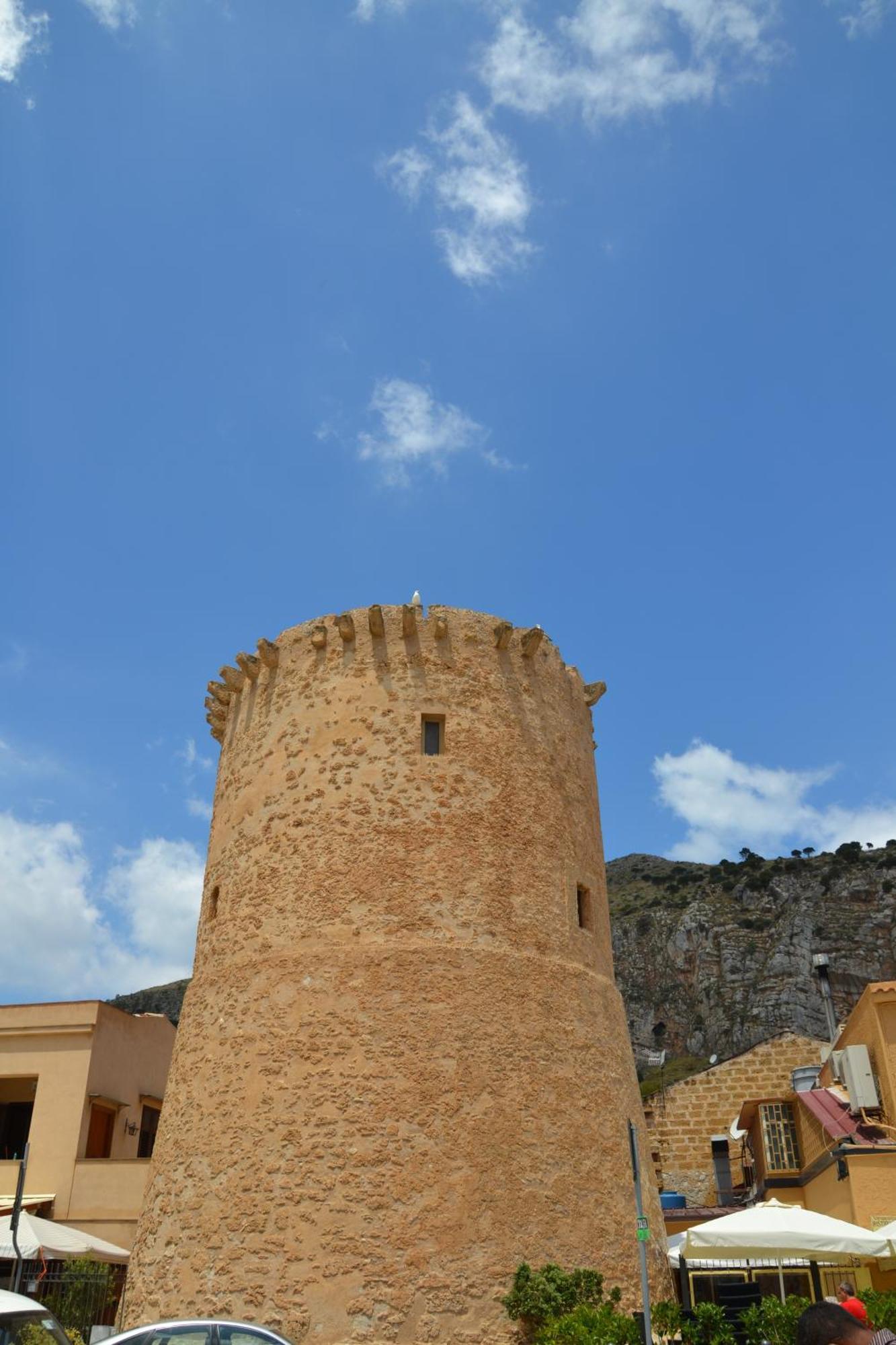 Mondello Holidays Εξωτερικό φωτογραφία