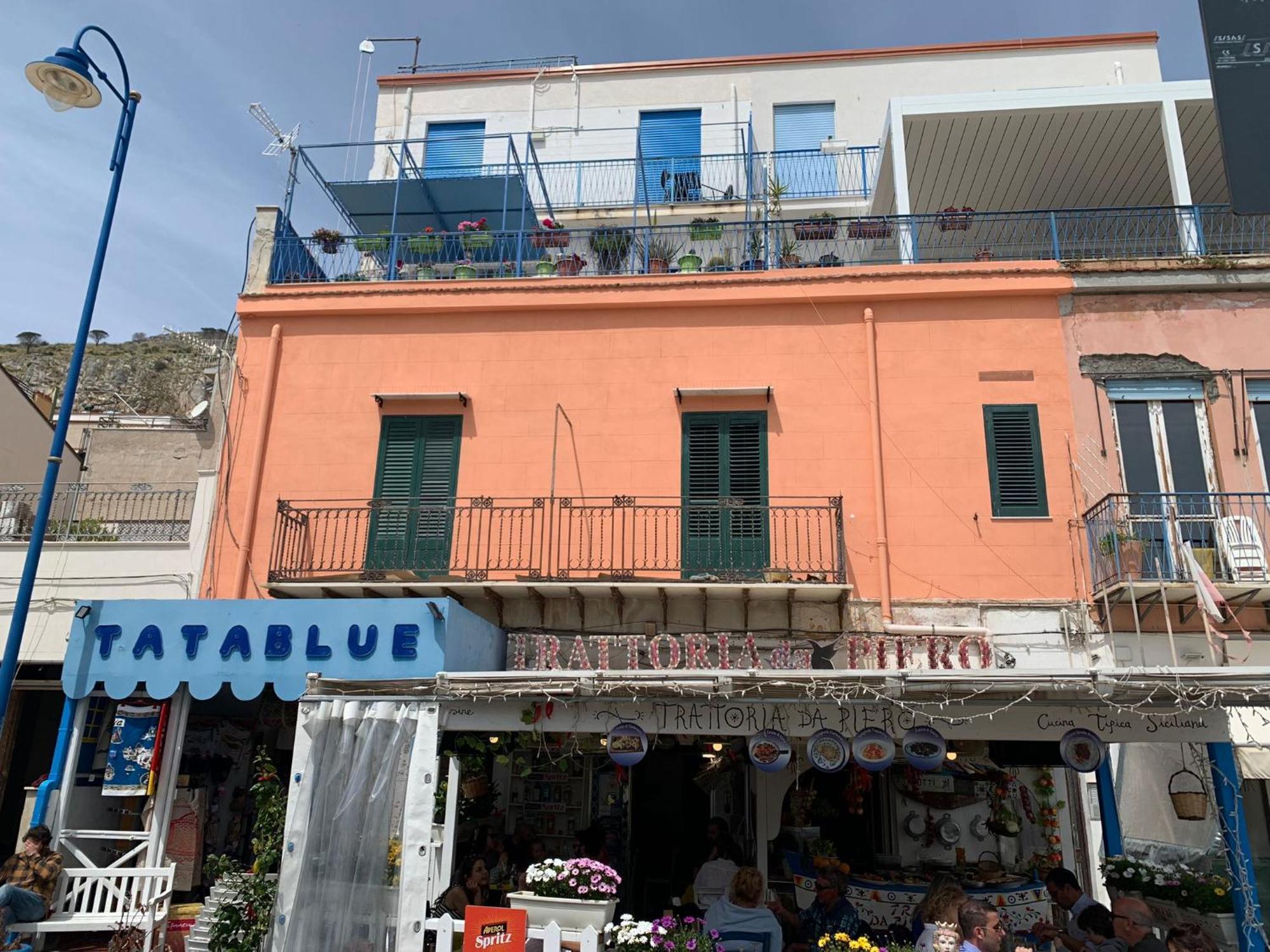 Mondello Holidays Εξωτερικό φωτογραφία